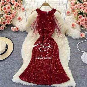 لباس مجلسی کوتاه پولکی ۱۳۴۸