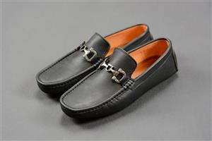 کالج مردانه فراگامو مشکی مات 2023 (Ferragamo)