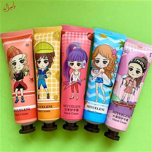 کرم مرطوب کننده دختر