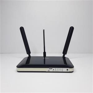 مودم سیم کارتی 4G LTE دی-لینک مدل DWR-953 (استوک)