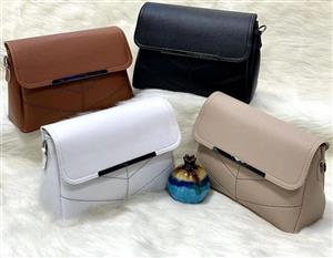 کیف دوشی زنانه طرح شارونا