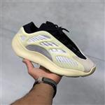 کفش اسپرت ادیداس یزی 700 وی 3 کرم ADIDAS YEEZY V3 FW4980 