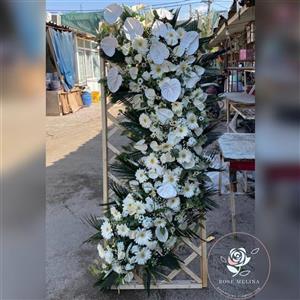 تاج گل ترحیم چوبی شماره 122