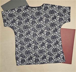 تیشرت  زنانه نخی طرح برنا طوسی