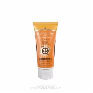 سان سیف کرم ضد آفتاب آنتی آکنه  فاقد چربی SPF35 بژ روشن SunSafe Acneic Sunscreen Cream SPF35