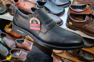 کد ۱-۹۶۹  کفش مردانه کالج راحتی – چرم طبیعی گاوی اصل 