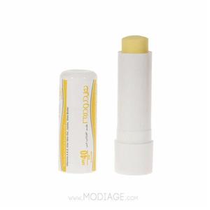 بالم ضد آفتاب لب  SPF40 وزن 4.5 گرم هیدرودرم  Hydroderm Sunscreen Lip Balm Cream SPF40 4.5g