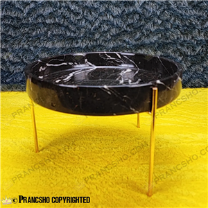 میوه خوری سنگی پایه میخی طلایی سنگ مشکی خط سفید 