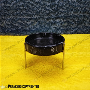 شکلات خوری بزرگ سنگی پایه میخی نقره‌ای سنگ مشکی خط سفید 