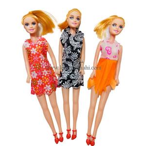 عروسک باربی متحرک طرح کفش دار کد 5