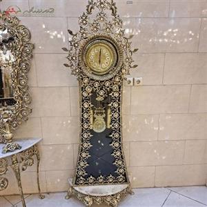 ساعت ایستاده مدل کنسول دار از جنس برنزی و رنگ ثابت