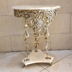 میز خاطره ی برنزی با رویه ی سنگ مرمر و پایه های پر کار و با دوام بدون لقی و دارای ضمانت رنگ بدنه