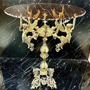 میز خاطره گرد با طرح چهار فرشته بالدار و پایه های گل یاس