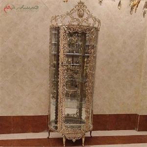بوفه برنزی طرح گل سرخ تاج دار، رنگ فورتیک بدنه ی ظریف کاری شده 