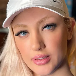 لنز رنگی سالانه هیپنوس هالیوود بیبی بلو Hypnose hollywood baby blue