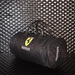 ساک ورزشی و مسافرتی سوشیانت برزنت مشکی فراری