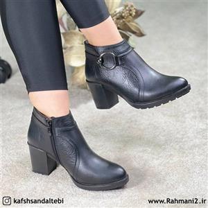 نیمبوت پاشنه دار زنانه مدل کیانا