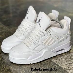 کفش اسپرت های کپی وارداتی طبی زیره کپسول دار  نایک جردن4 رنگ سفید _ تبریز پوش