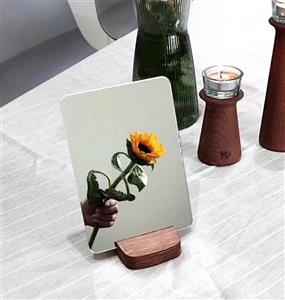 آینه با پایه چوبی کد3