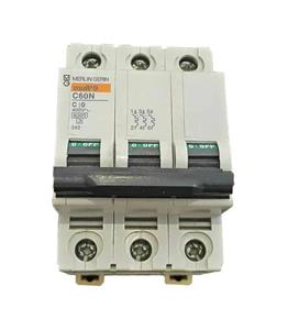 فیوز مینیاتوری ۳ فاز ۲۰ آمپر اشنایدر مدل مرلین گرین