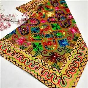 رومیزی مربع سوزن دوزی و آینه کاری B-3 با پارچه کتان و نخ سوزندوزی شده امکان شستشو، پر حاشیه، سنتی