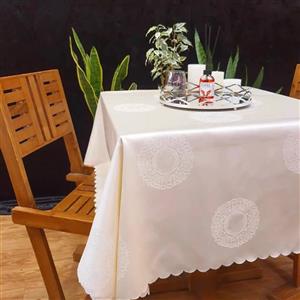 طرح رمانس کرم - رومیزی مربع 70*70 ژاگارد رزین تاژ