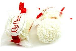 شکلات رافائلو نارگیلی 30 گرم ا Raffaello Coconut Chocolate ۳۰g