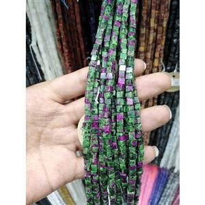 ریسه سنگ روبی زئوسیت مکعبی