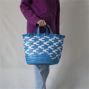 زنبیل تسمه بافی طرح M05