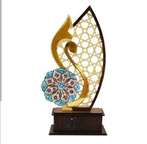 تندیس مدل صبا همراه با بشقاب مینا کاری 10cm