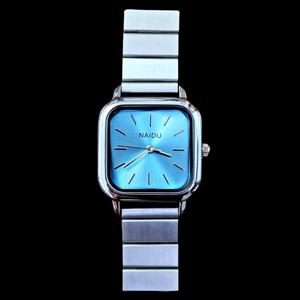 ساعت مچی عقربه ای زنانه مدل کلاسیک bl