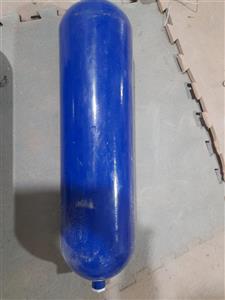 مخزن  سی ان جی ۲۸لیتری  پراید با شیر مخزن استوانه (مخزن دوقلو ‘بزرگ ) تاریخ مخزن 2024