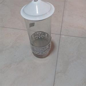 کندی باکس پایه دار سفید متوسط