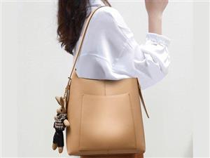 کیف دوشی زنانه چرم با ظرفیت بزرگ و طراحی ساده New Women's Leather Bucket Bag Large Capacity 5345