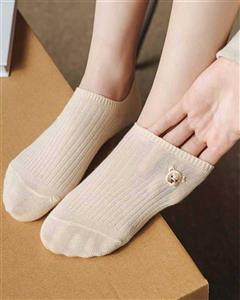 جوراب زنانه گلدوزی خرس