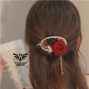 گیره آبشاری گل مخملی آویزدار G165