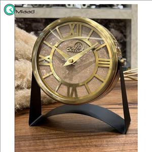 ساعت رومیزی بتیس مدل 1525، ساعت رومیزی فلزی لوکس، با تنوع رنگ بندی و رنگ آبکاری مات، اعداد رومی در صفحه ساعت، ترکیب رنگ طلایی صفحه سفید