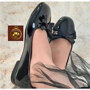 کالج زنانه ورنی پاپیون شنل