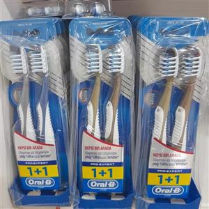 مسواک دوقلوی Oral-B مدل پرو اکسپرت 1 1 Pro Expert 