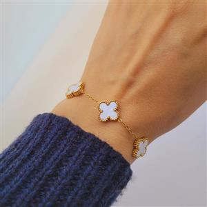 دستبند ونکلیف سفید صدفی