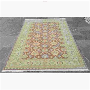 فرش دستباف تبریز  کد 45228 در طرح شکیل افشان سلطان آباد، زمینه شکلاتی با حاشیه کرم