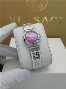 ساعت زنانه امگا موتور سوئیس کوراتز جنس استیل رنگ ثابت و ضد حساسیت شیشه کریستال سافایر معدنی ضدخش سایز قاب 31 میلیمتر ضدآب ایندکس نگین دار کد 1918139