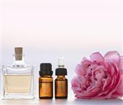 عطر گل محمدی Damask rose perfume