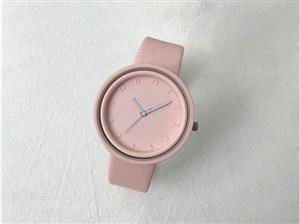 ساعت مچی عقربه ای زنانه فانتزی صفحه سیلیکونی 15855