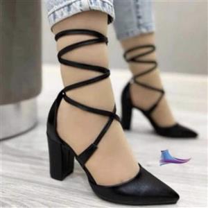 کفش پاشنه بلند بندی