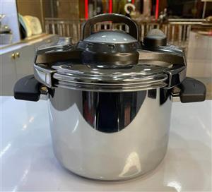 زودپز سوفرام ترک 6 لیتری درب کلیپسی مدل نستا کدZ60