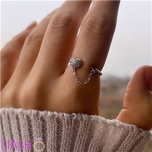 انگشتر قلبی نقره ای