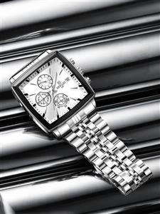 ساعت مردانه فلزی مارک ریوارد ضدآب در حد شستشو سه موتوره فعال تقویم دار جنس بند استیل با کیفیت کد 1918522