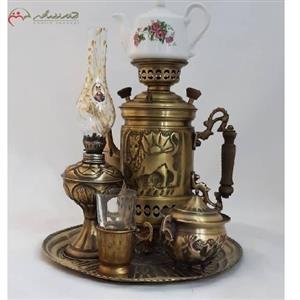 سرویس کتری شکاری برنجی 2 لیتری کد 116 با رنگ آنتیک، بدنه ی کار شده بی نظیر، دارای 