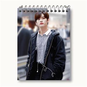 دفتر یادداشت لی نو گروه استری کیدز Stray Kids